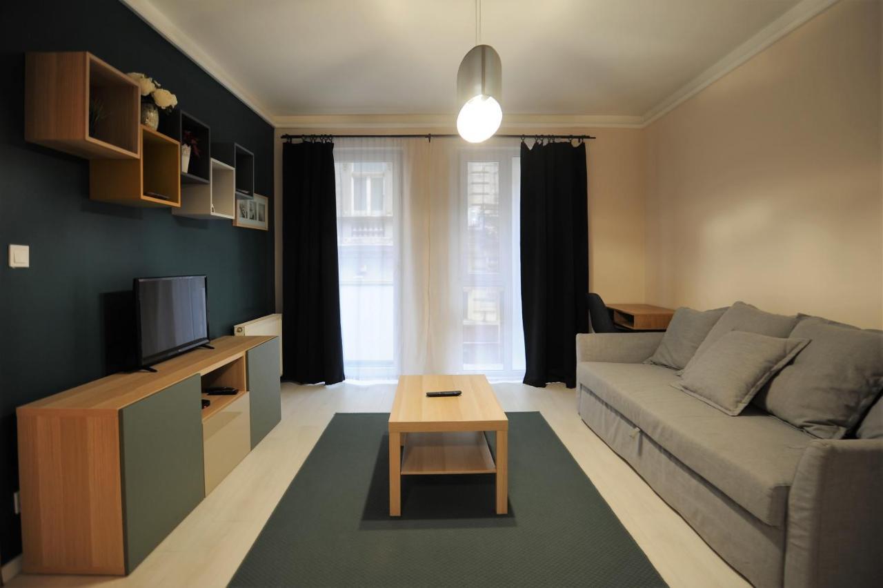 Apartment Lovely In The Heart Of Budapest